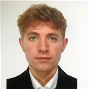 Laureato a pieni voti in lingue presso l'Università IULM di Milano offre ripetizioni di tedesco